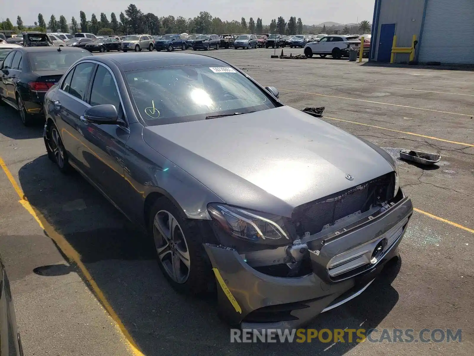 1 Photograph of a damaged car WDDZF4JB7KA524505 MERCEDES-BENZ E-CLASS 2019