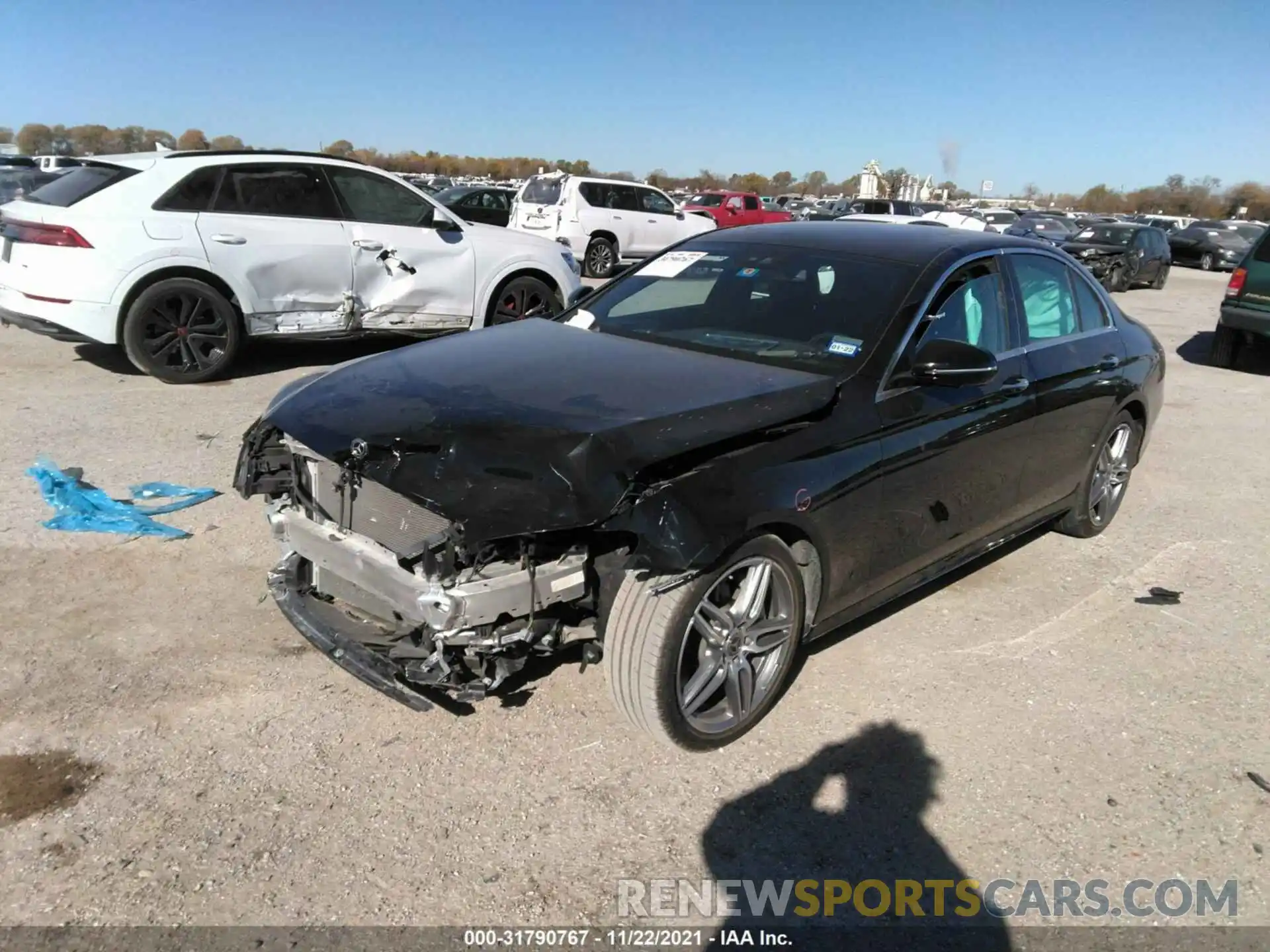 2 Photograph of a damaged car WDDZF4JB7KA620988 MERCEDES-BENZ E-CLASS 2019