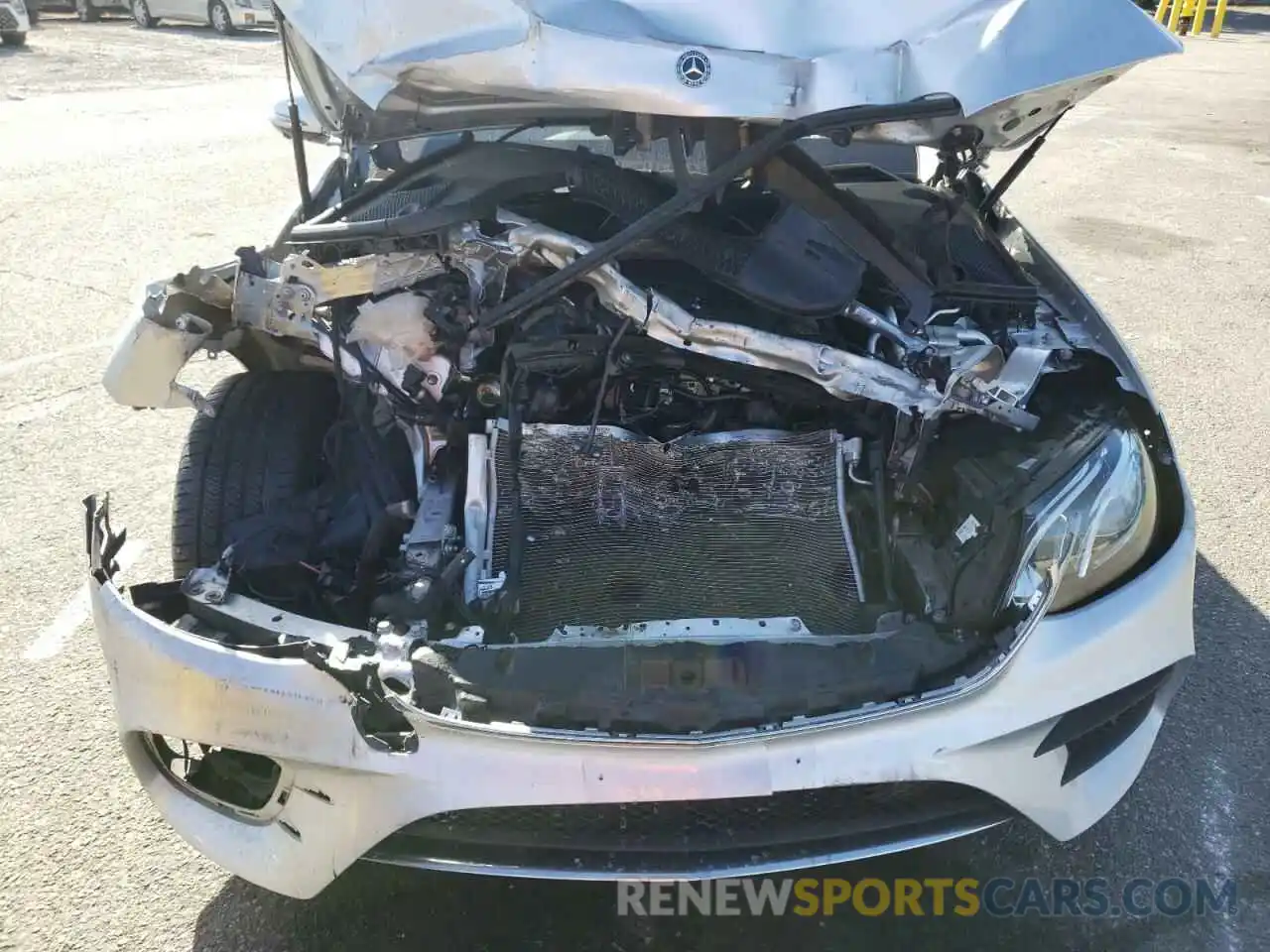 7 Photograph of a damaged car WDDZF4JB7KA623180 MERCEDES-BENZ E-CLASS 2019