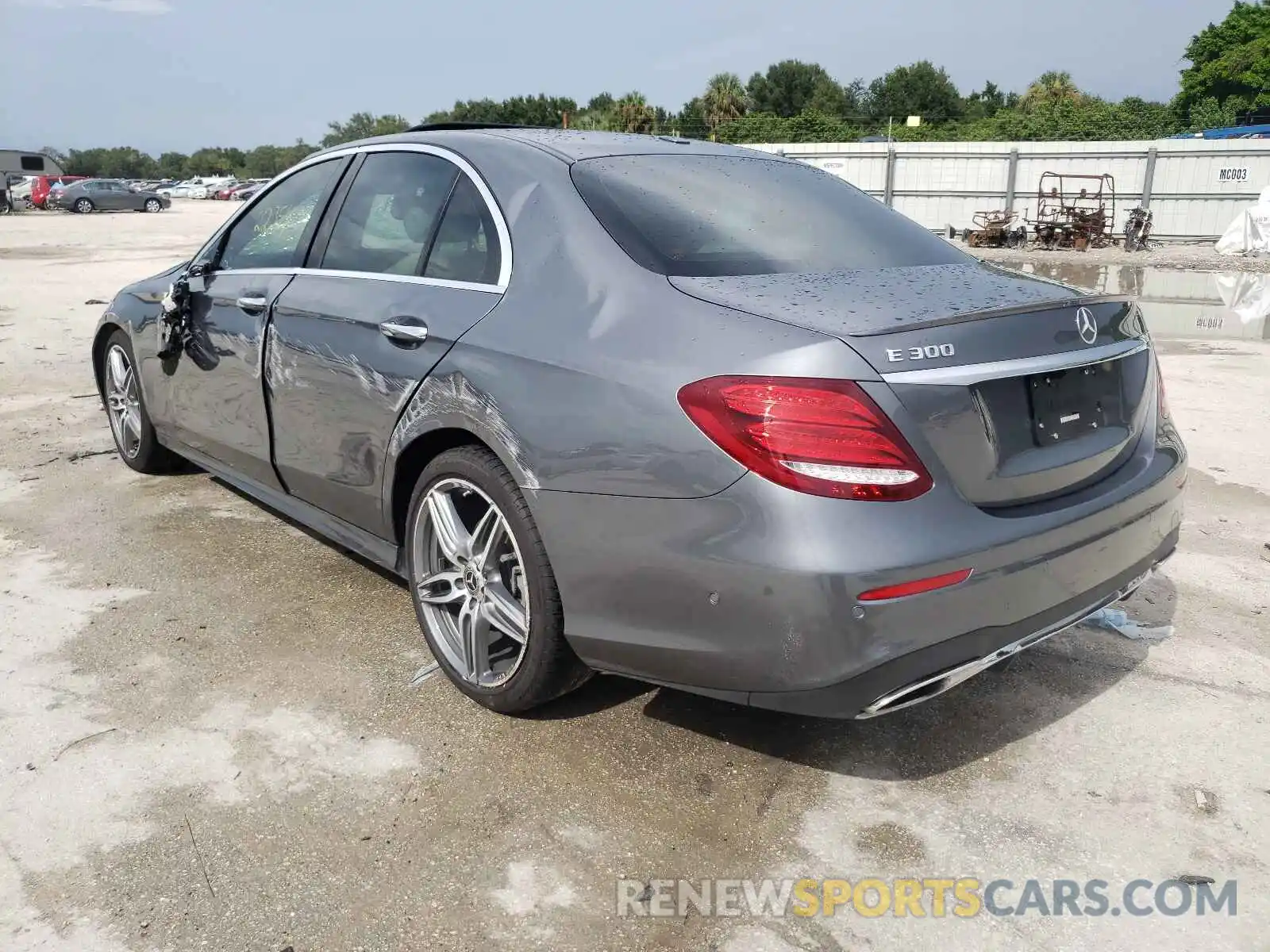 3 Photograph of a damaged car WDDZF4JB7KA635944 MERCEDES-BENZ E-CLASS 2019