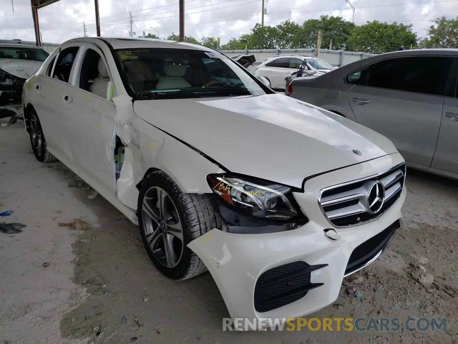 1 Photograph of a damaged car WDDZF4JB7KA676770 MERCEDES-BENZ E-CLASS 2019