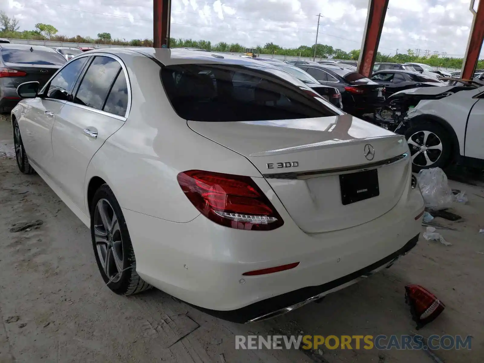 3 Photograph of a damaged car WDDZF4JB7KA676770 MERCEDES-BENZ E-CLASS 2019