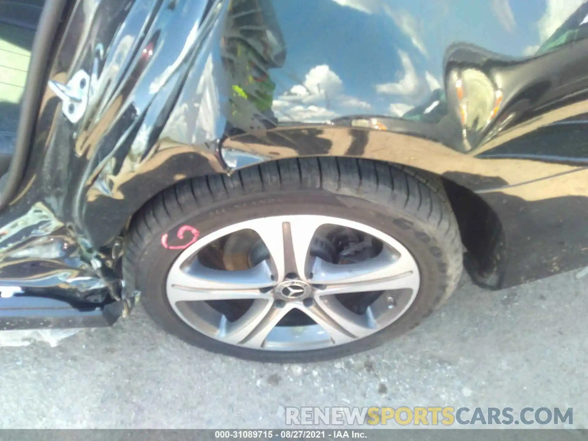 13 Photograph of a damaged car WDDZF4JB8KA489053 MERCEDES-BENZ E-CLASS 2019