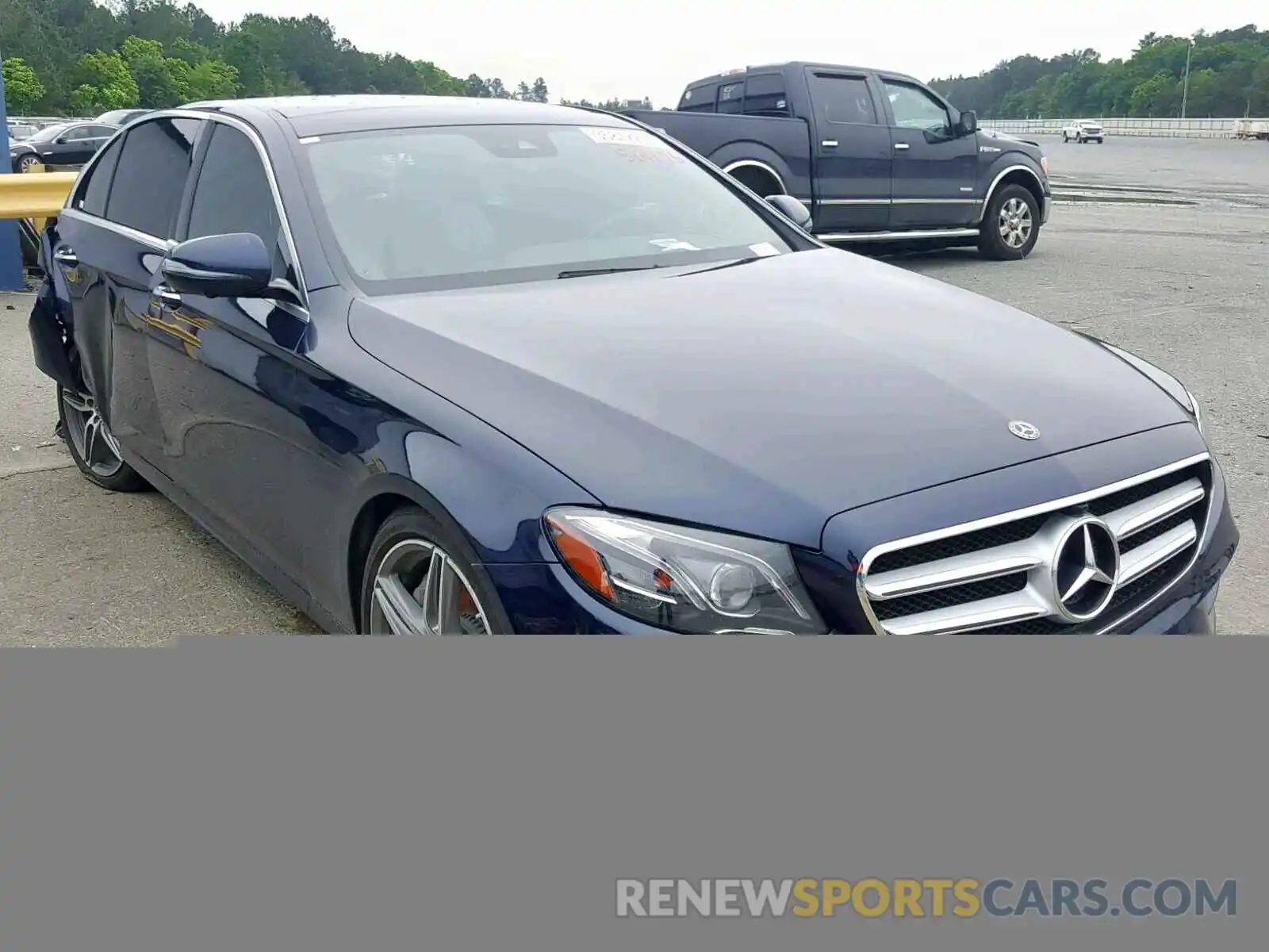 1 Photograph of a damaged car WDDZF4JB8KA514176 MERCEDES-BENZ E CLASS 2019