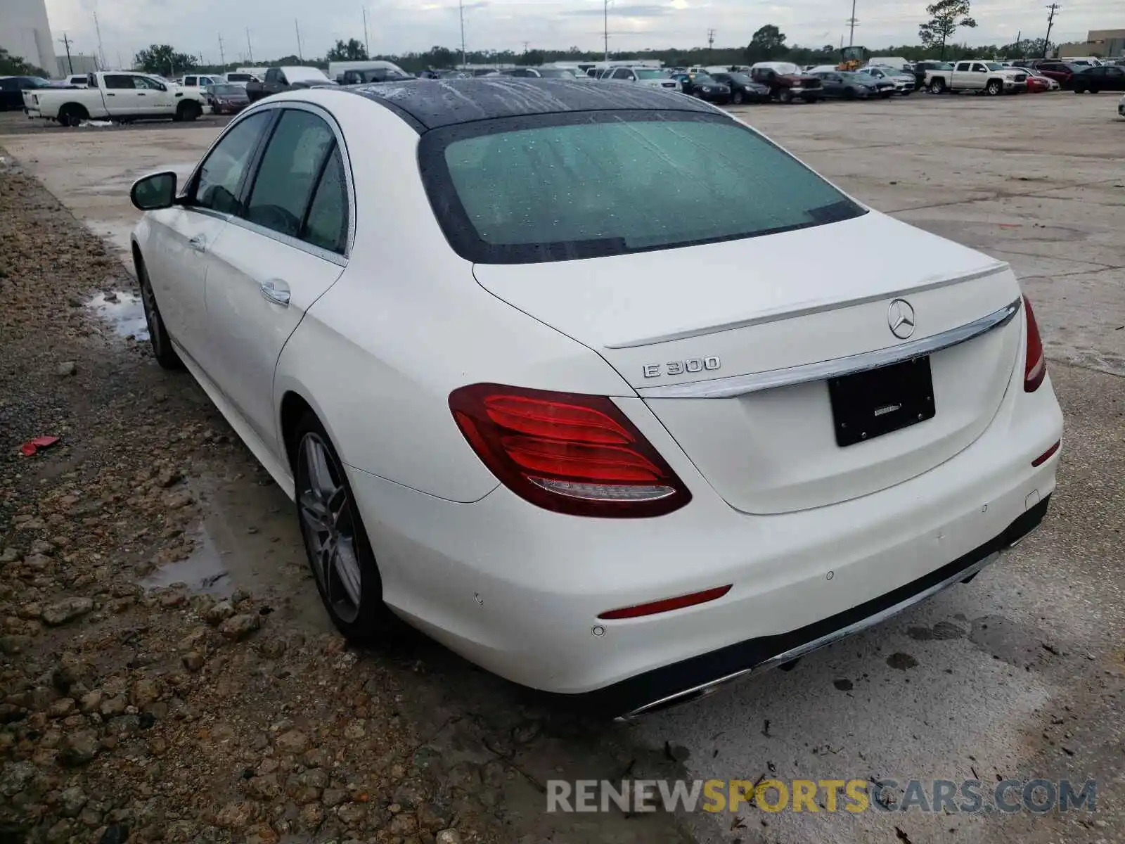 3 Photograph of a damaged car WDDZF4JB8KA519524 MERCEDES-BENZ E-CLASS 2019