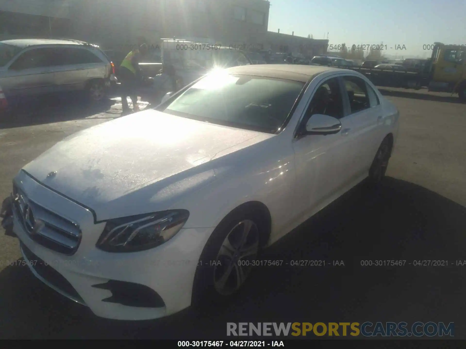 2 Photograph of a damaged car WDDZF4JB8KA535111 MERCEDES-BENZ E-CLASS 2019