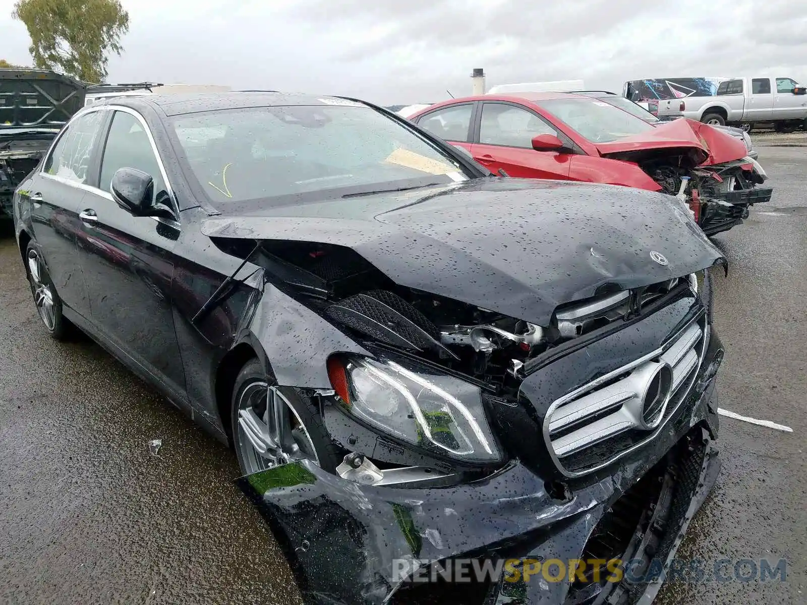 1 Photograph of a damaged car WDDZF4JB8KA563801 MERCEDES-BENZ E CLASS 2019