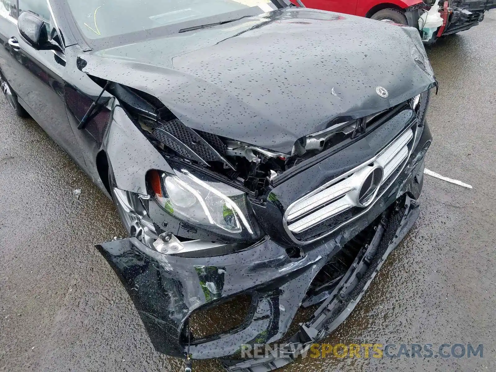 9 Photograph of a damaged car WDDZF4JB8KA563801 MERCEDES-BENZ E CLASS 2019