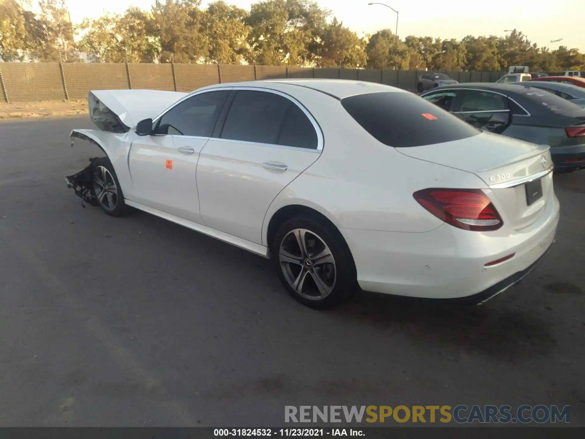 3 Photograph of a damaged car WDDZF4JB8KA603648 MERCEDES-BENZ E-CLASS 2019