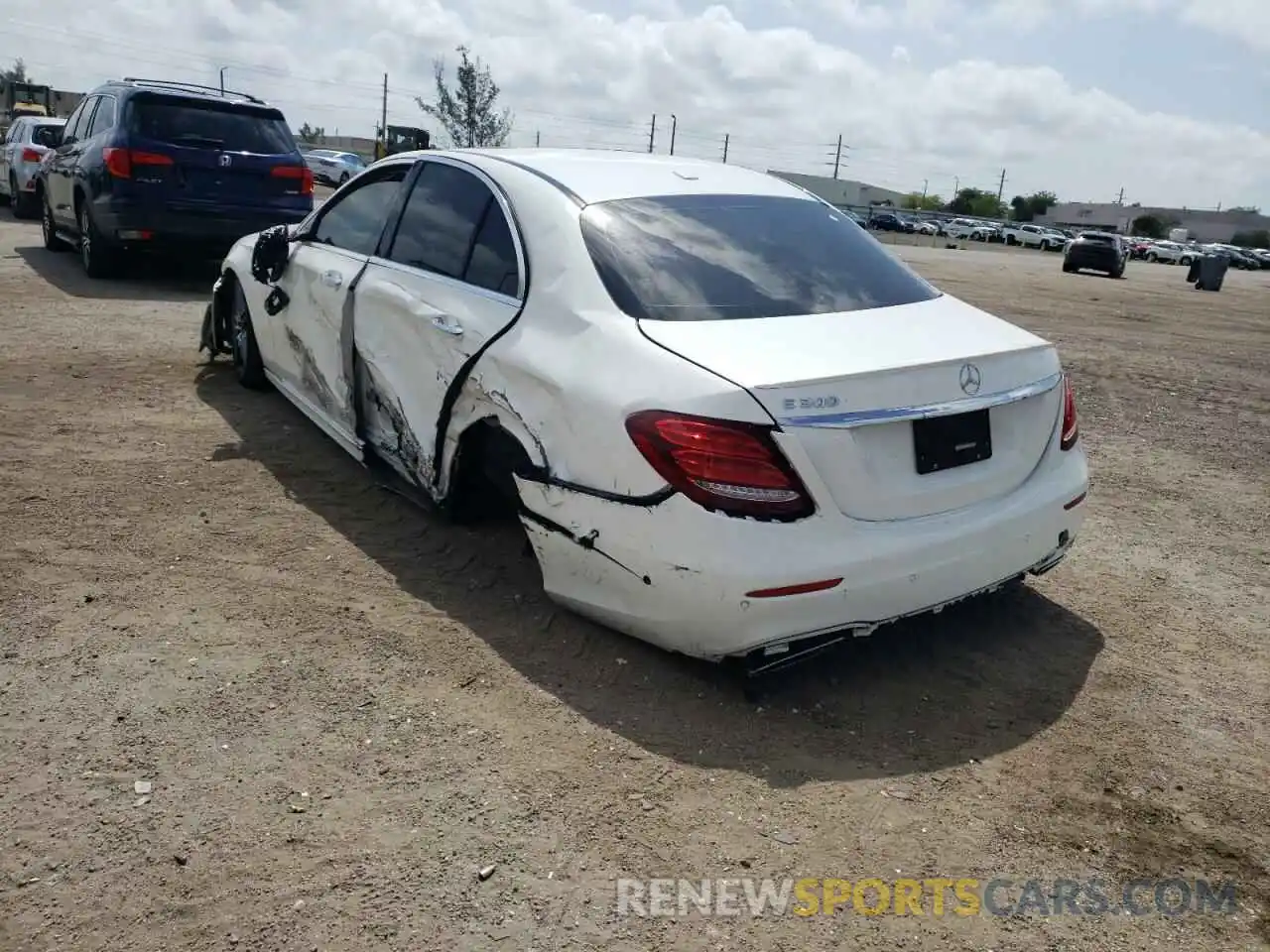 3 Photograph of a damaged car WDDZF4JB8KA625066 MERCEDES-BENZ E-CLASS 2019