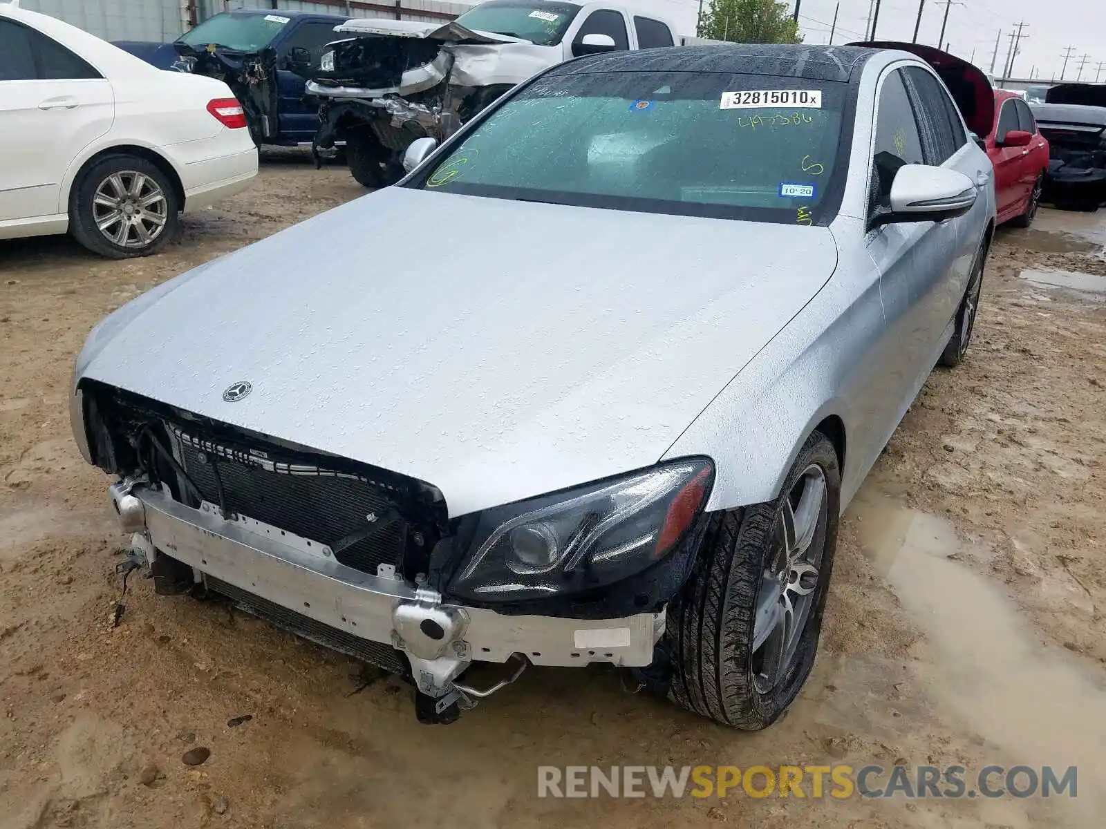 2 Photograph of a damaged car WDDZF4JB9KA497386 MERCEDES-BENZ E CLASS 2019