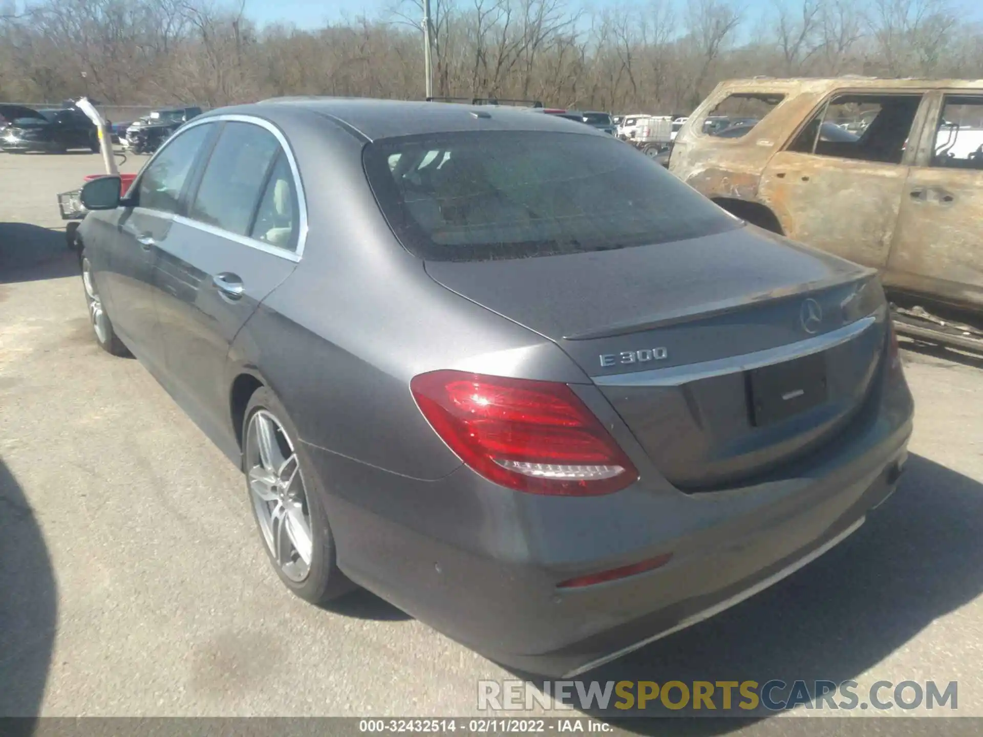 3 Photograph of a damaged car WDDZF4JB9KA509259 MERCEDES-BENZ E-CLASS 2019