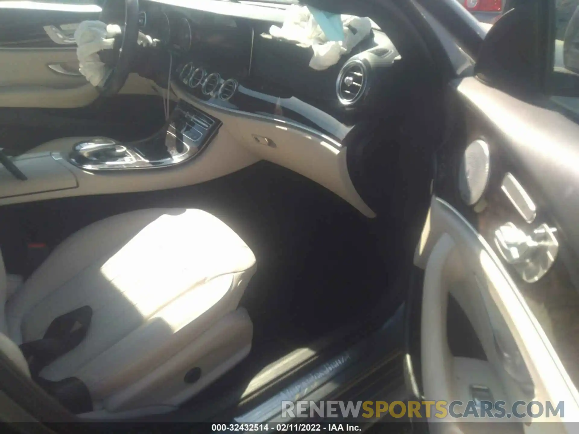 5 Photograph of a damaged car WDDZF4JB9KA509259 MERCEDES-BENZ E-CLASS 2019