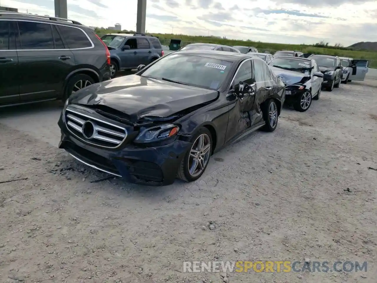 2 Photograph of a damaged car WDDZF4JB9KA516633 MERCEDES-BENZ E-CLASS 2019