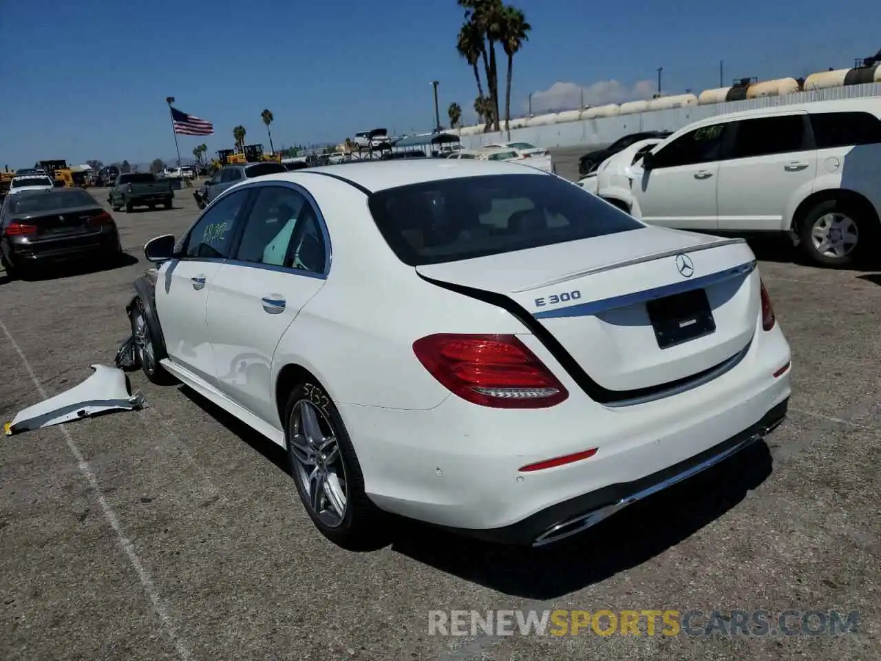 3 Photograph of a damaged car WDDZF4JB9KA529480 MERCEDES-BENZ E-CLASS 2019