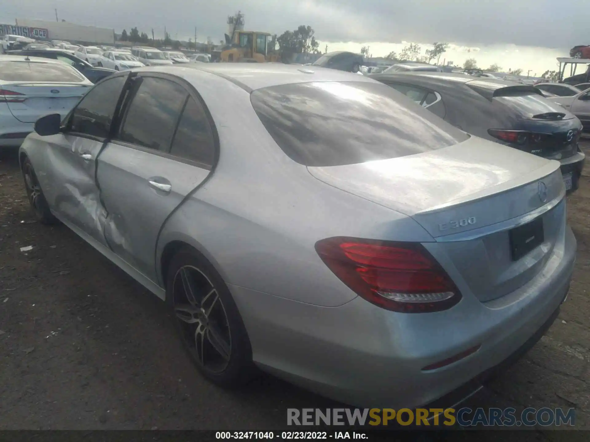 3 Photograph of a damaged car WDDZF4JB9KA563208 MERCEDES-BENZ E-CLASS 2019