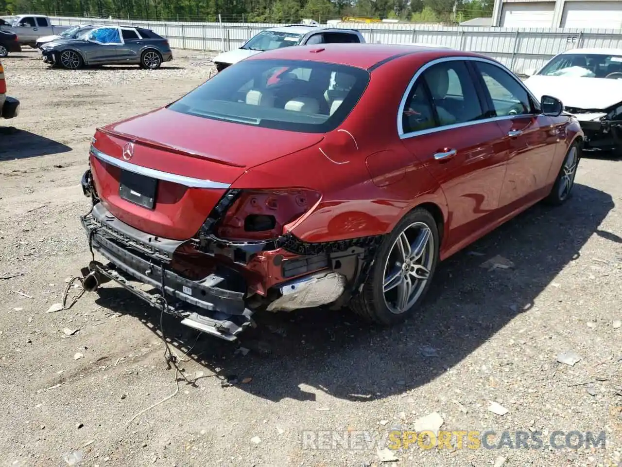 4 Photograph of a damaged car WDDZF4JB9KA567016 MERCEDES-BENZ E-CLASS 2019