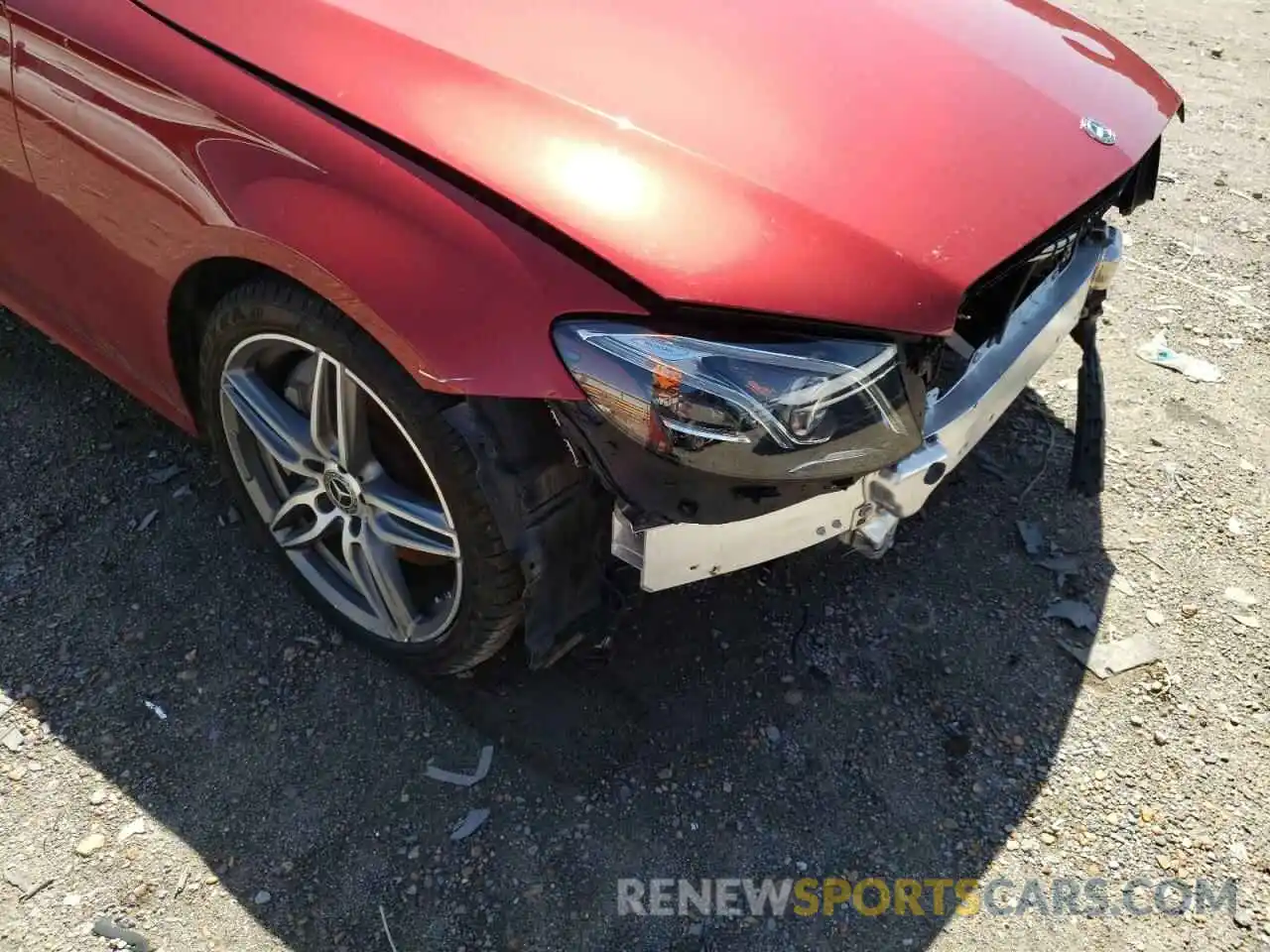 9 Photograph of a damaged car WDDZF4JB9KA567016 MERCEDES-BENZ E-CLASS 2019