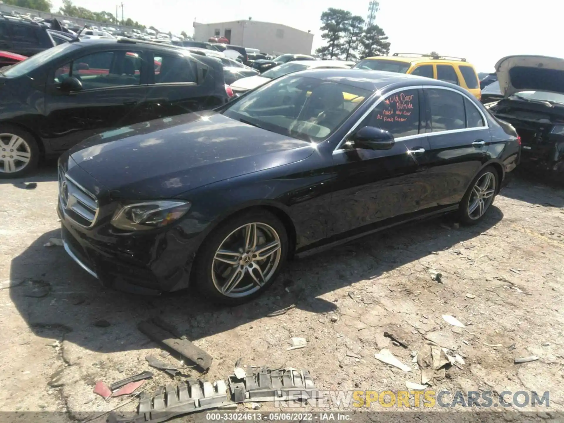 2 Photograph of a damaged car WDDZF4JB9KA585208 MERCEDES-BENZ E-CLASS 2019