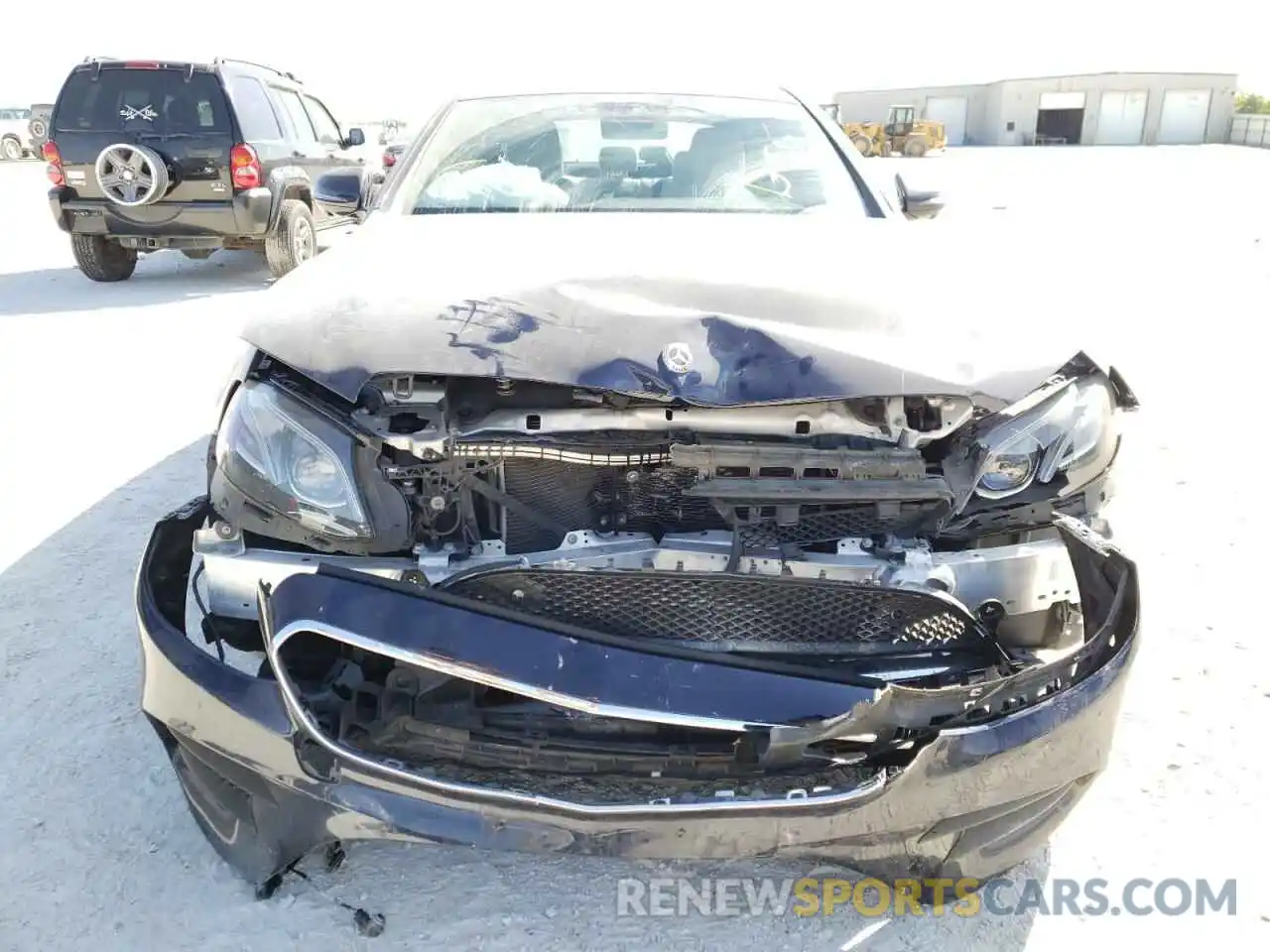 9 Photograph of a damaged car WDDZF4JB9KA592935 MERCEDES-BENZ E-CLASS 2019