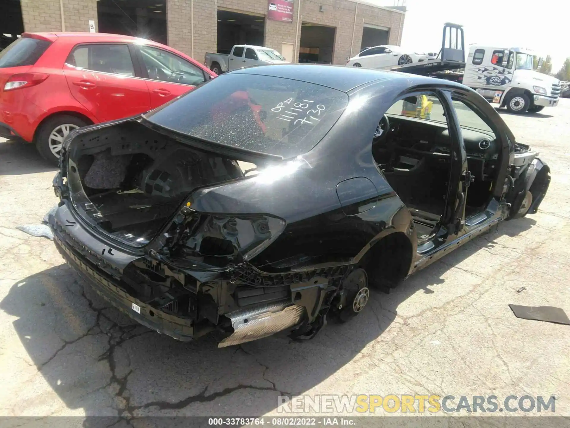 4 Photograph of a damaged car WDDZF4JB9KA594118 MERCEDES-BENZ E-CLASS 2019