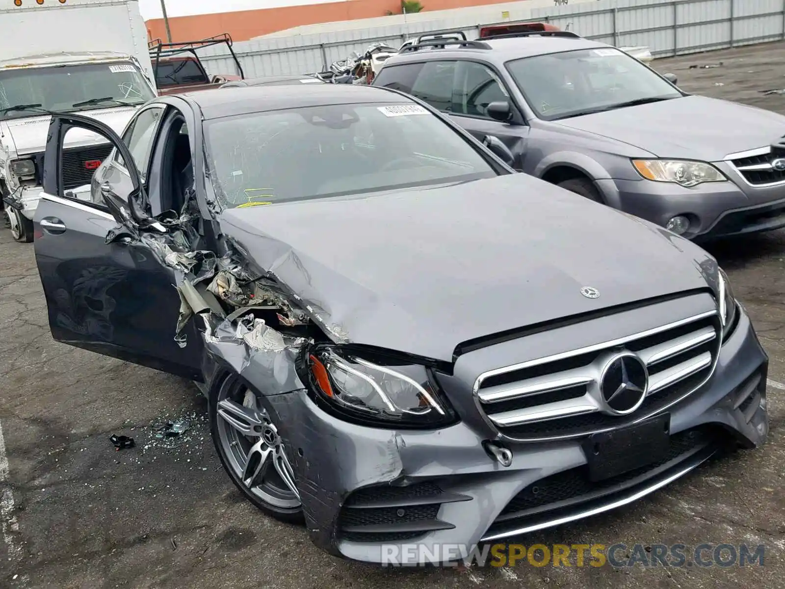 1 Photograph of a damaged car WDDZF4JB9KA600807 MERCEDES-BENZ E CLASS 2019