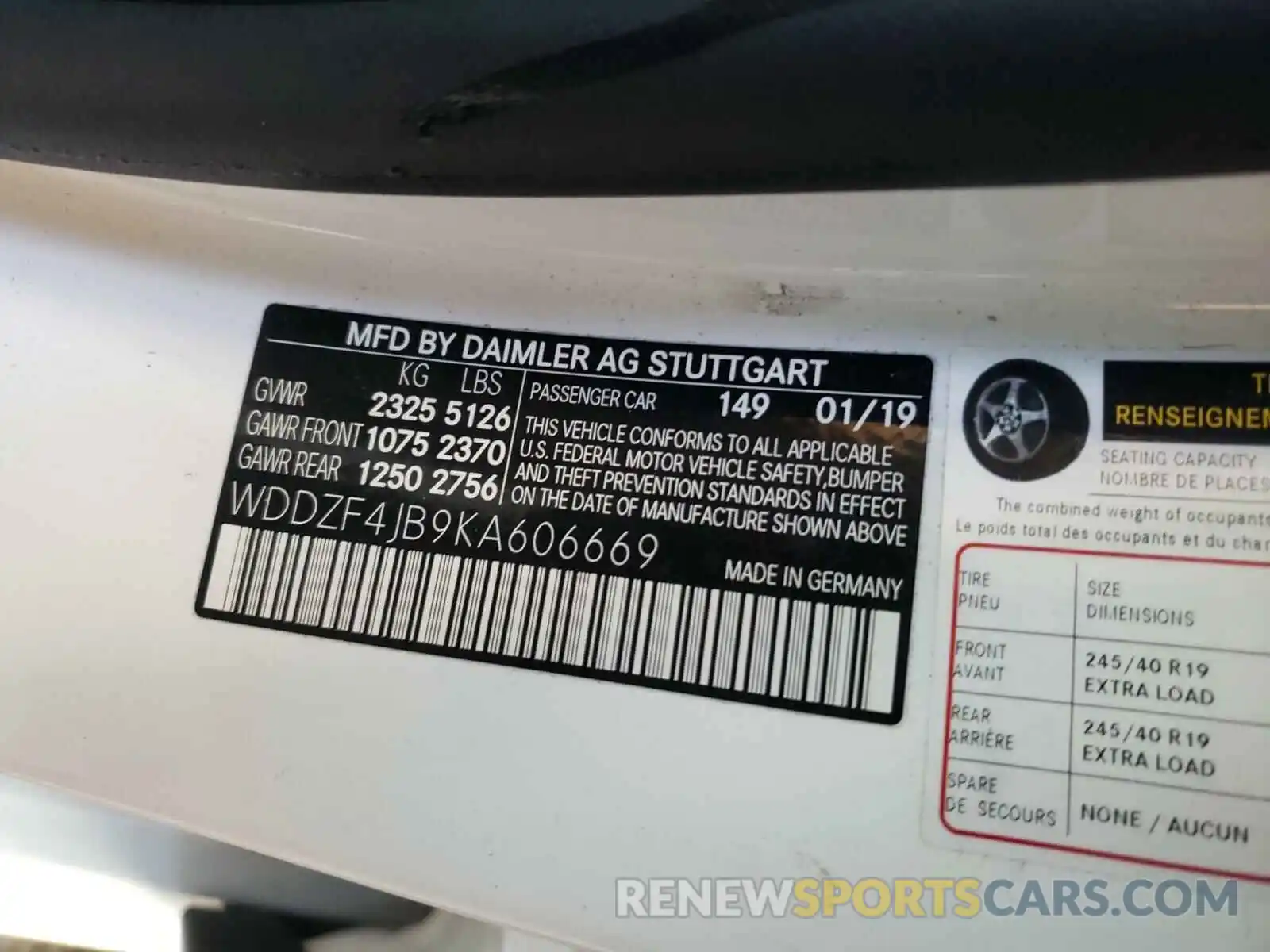 10 Photograph of a damaged car WDDZF4JB9KA606669 MERCEDES-BENZ E CLASS 2019