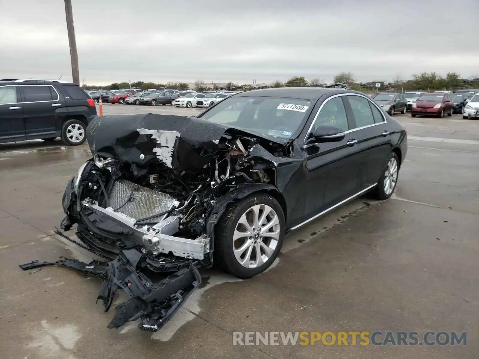 2 Photograph of a damaged car WDDZF4JB9KA628283 MERCEDES-BENZ E CLASS 2019