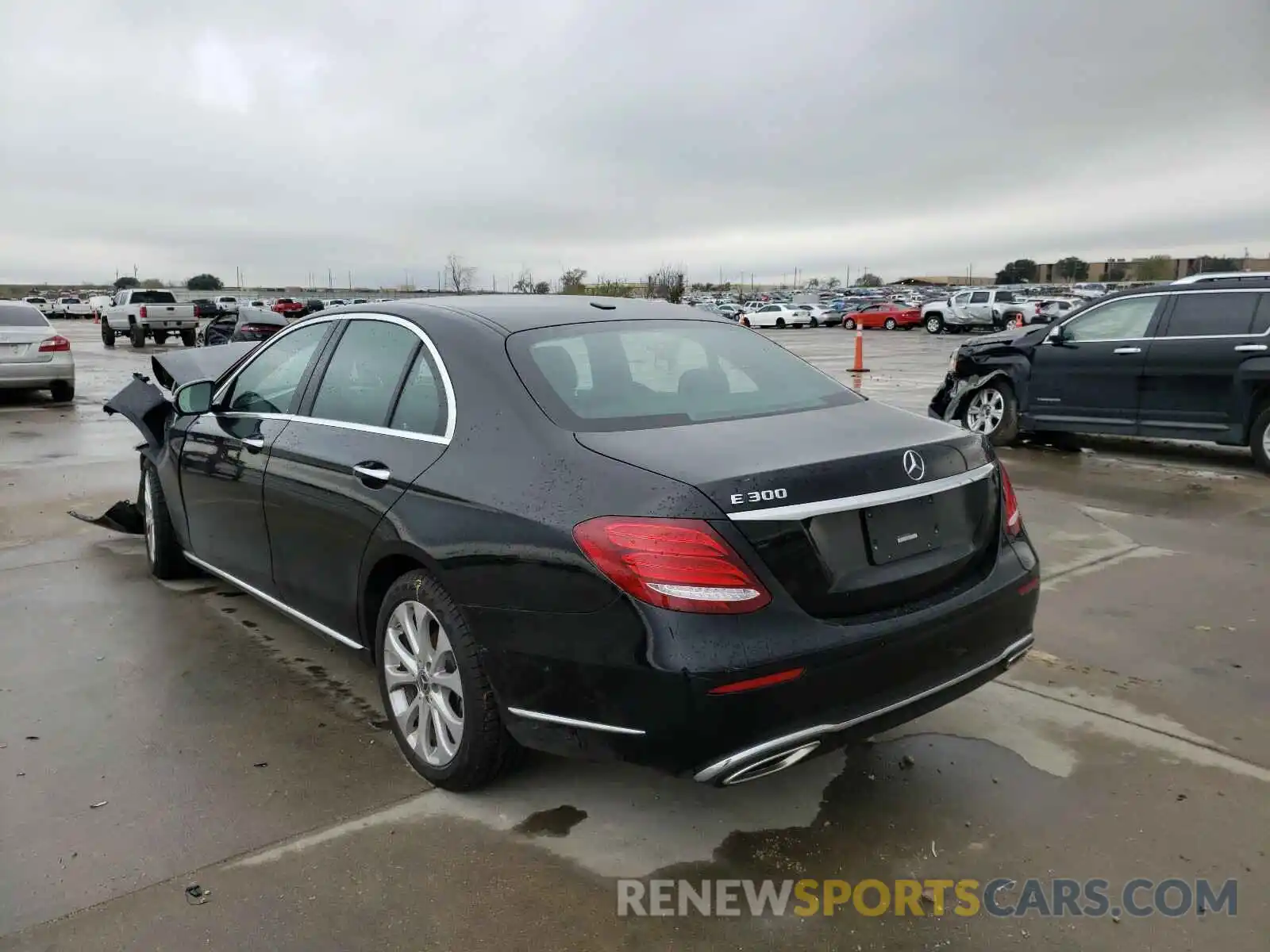 3 Photograph of a damaged car WDDZF4JB9KA628283 MERCEDES-BENZ E CLASS 2019