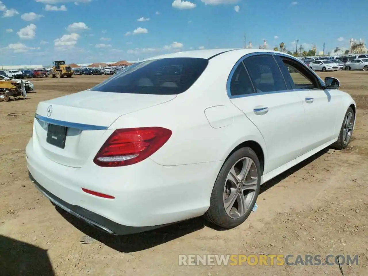 4 Photograph of a damaged car WDDZF4JB9KA638232 MERCEDES-BENZ E-CLASS 2019