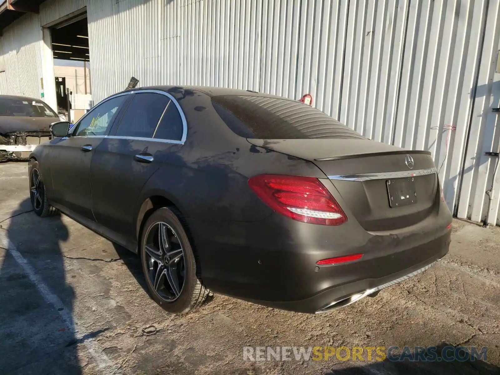 3 Photograph of a damaged car WDDZF4JB9KA646508 MERCEDES-BENZ E CLASS 2019