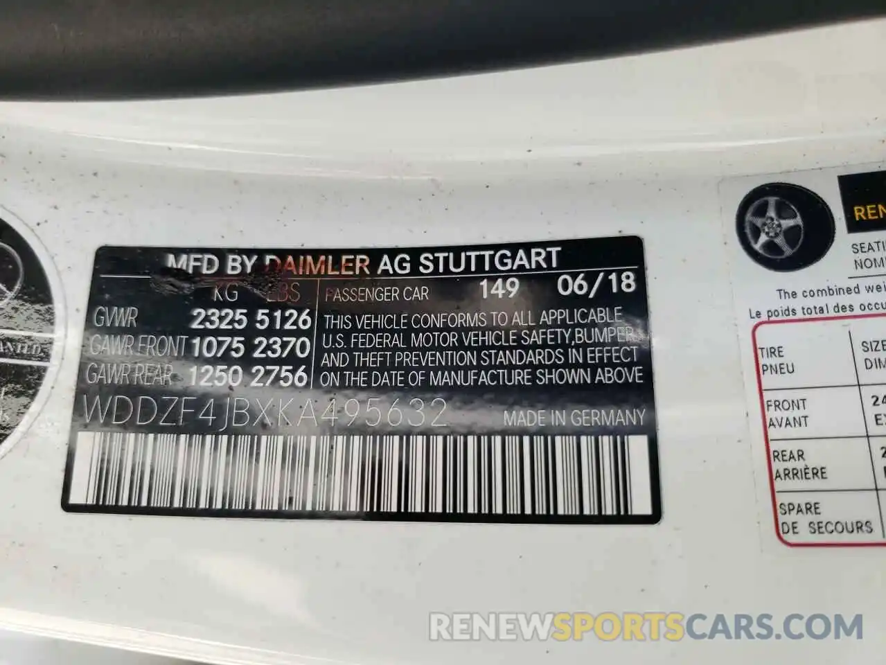 10 Photograph of a damaged car WDDZF4JBXKA495632 MERCEDES-BENZ E-CLASS 2019