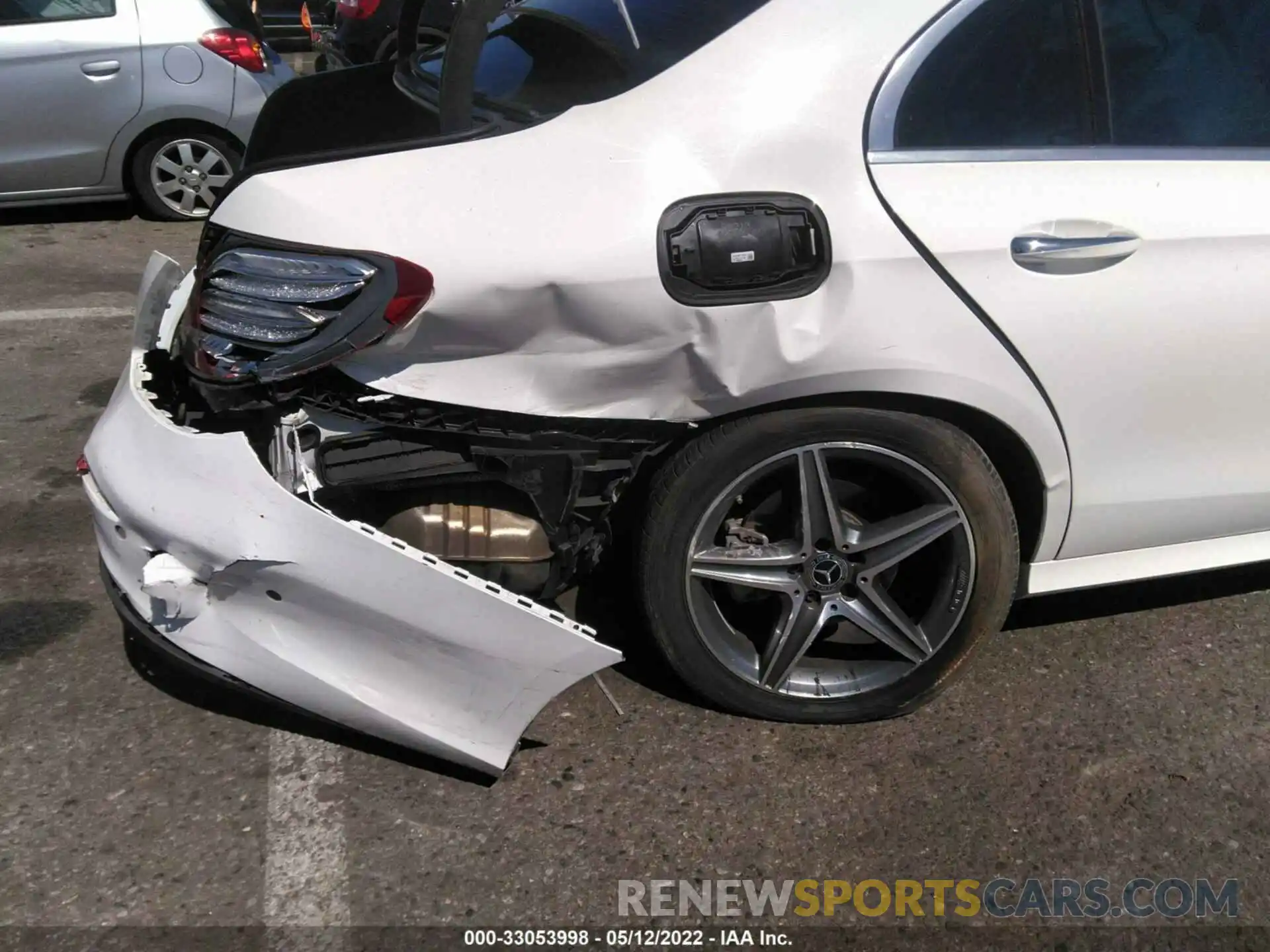 6 Photograph of a damaged car WDDZF4JBXKA515877 MERCEDES-BENZ E-CLASS 2019