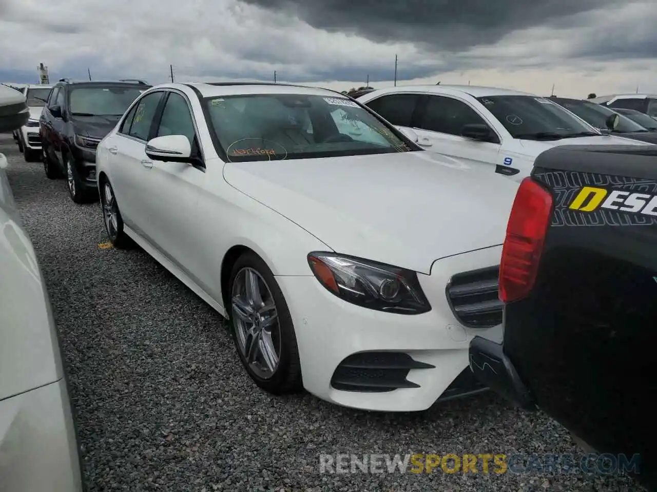 1 Photograph of a damaged car WDDZF4JBXKA523087 MERCEDES-BENZ E-CLASS 2019