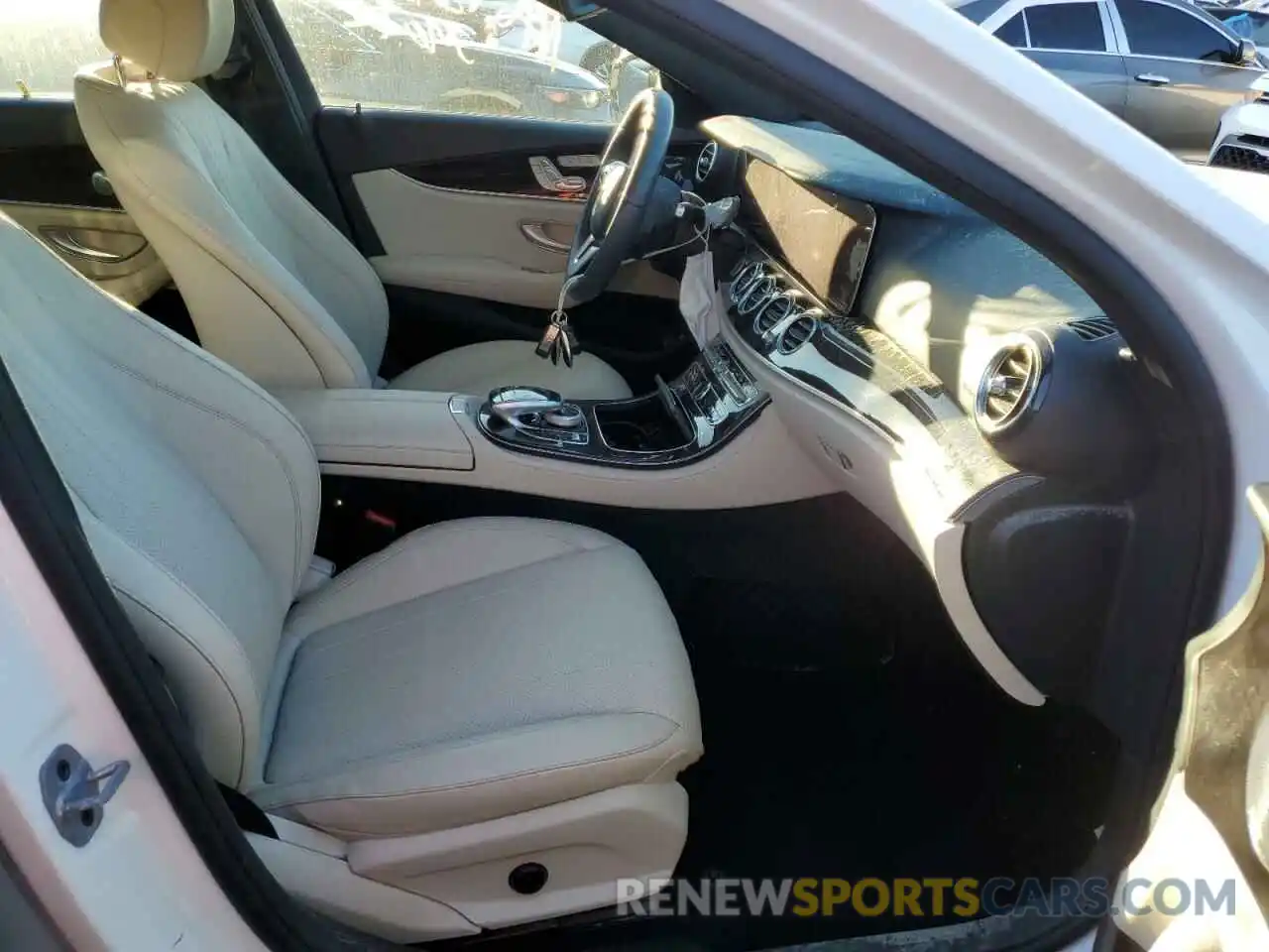 5 Photograph of a damaged car WDDZF4JBXKA523087 MERCEDES-BENZ E-CLASS 2019