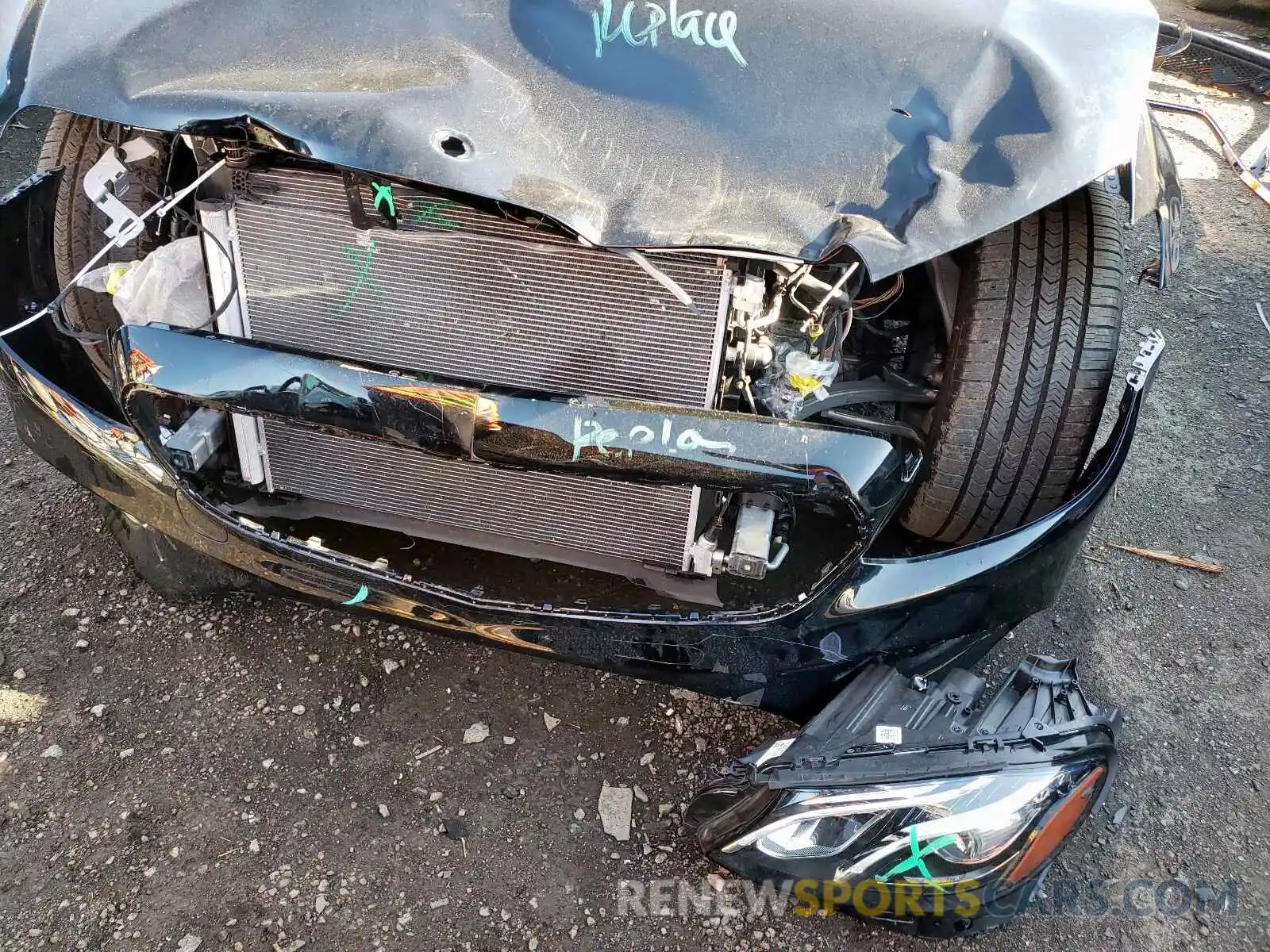 9 Photograph of a damaged car WDDZF4JBXKA605630 MERCEDES-BENZ E CLASS 2019