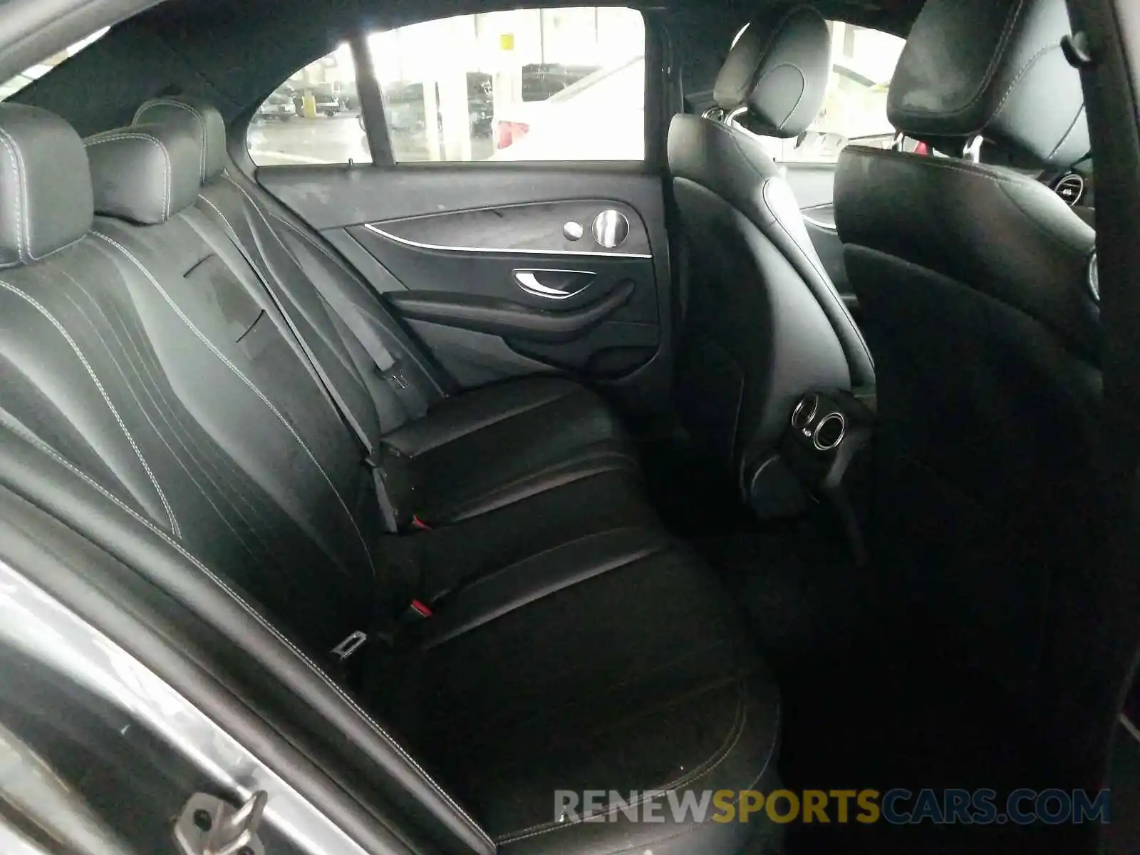 6 Photograph of a damaged car WDDZF4JBXKA608463 MERCEDES-BENZ E CLASS 2019