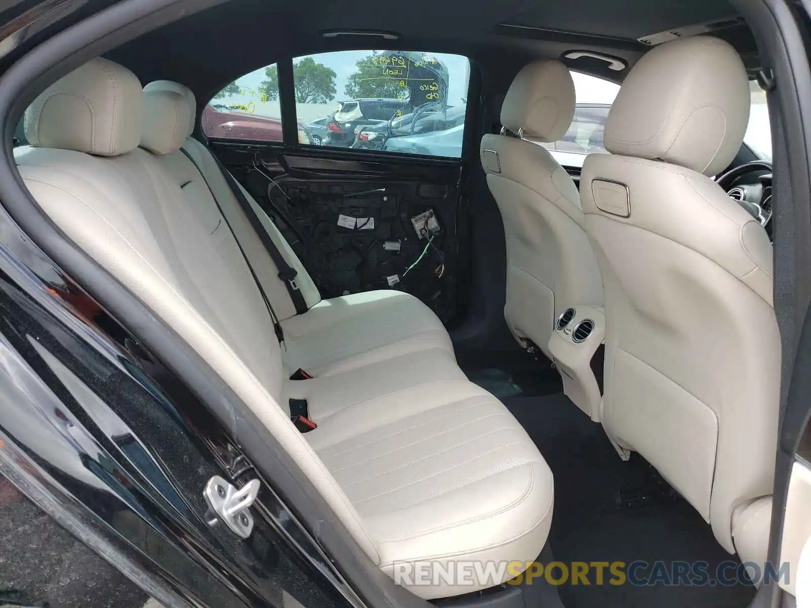 6 Photograph of a damaged car WDDZF4JBXKA626042 MERCEDES-BENZ E-CLASS 2019