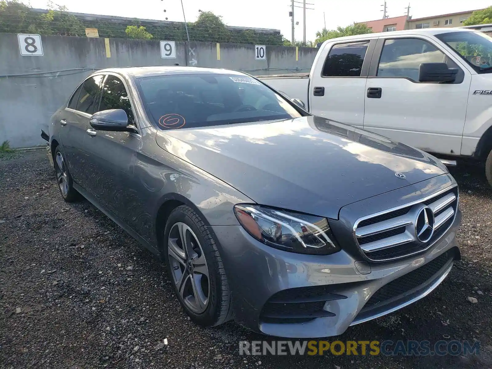 1 Photograph of a damaged car WDDZF4JBXKA635680 MERCEDES-BENZ E-CLASS 2019