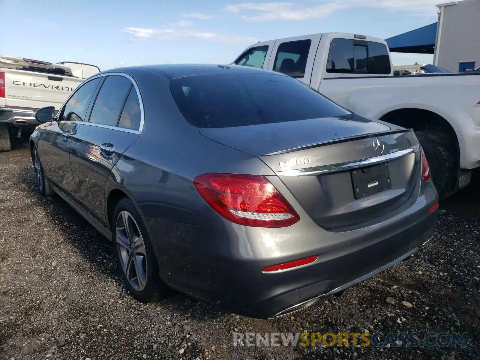 3 Photograph of a damaged car WDDZF4JBXKA635680 MERCEDES-BENZ E-CLASS 2019