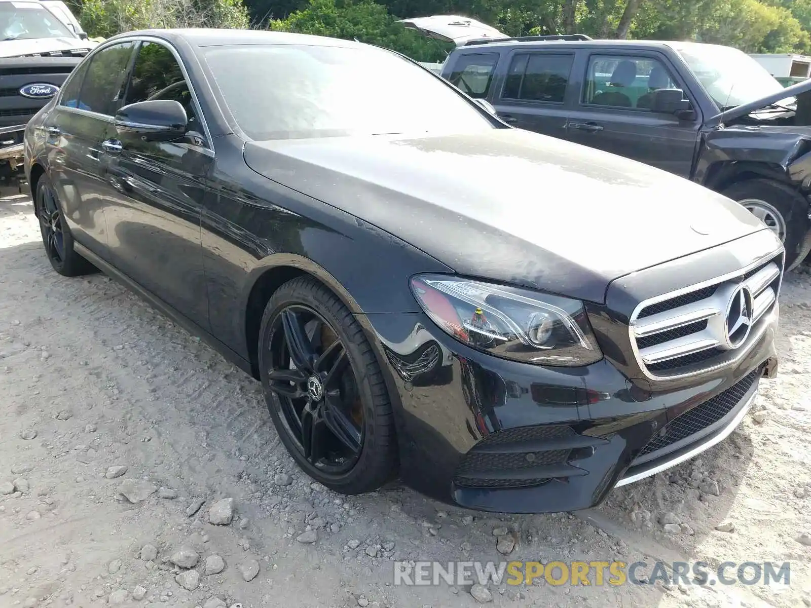 1 Photograph of a damaged car WDDZF4JBXKA678433 MERCEDES-BENZ E CLASS 2019