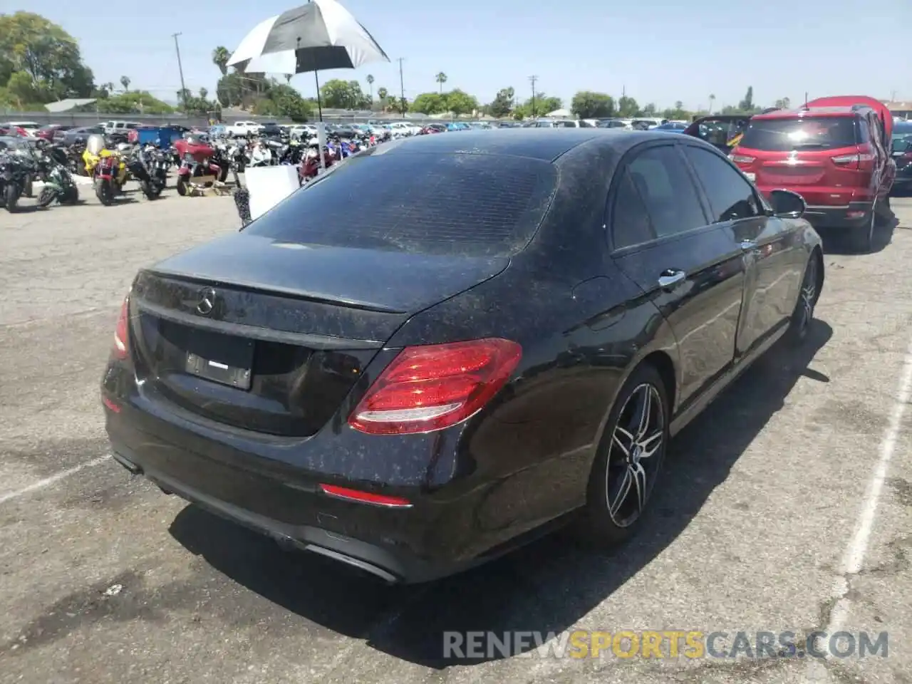 4 Photograph of a damaged car WDDZF4JBXKA678531 MERCEDES-BENZ E-CLASS 2019