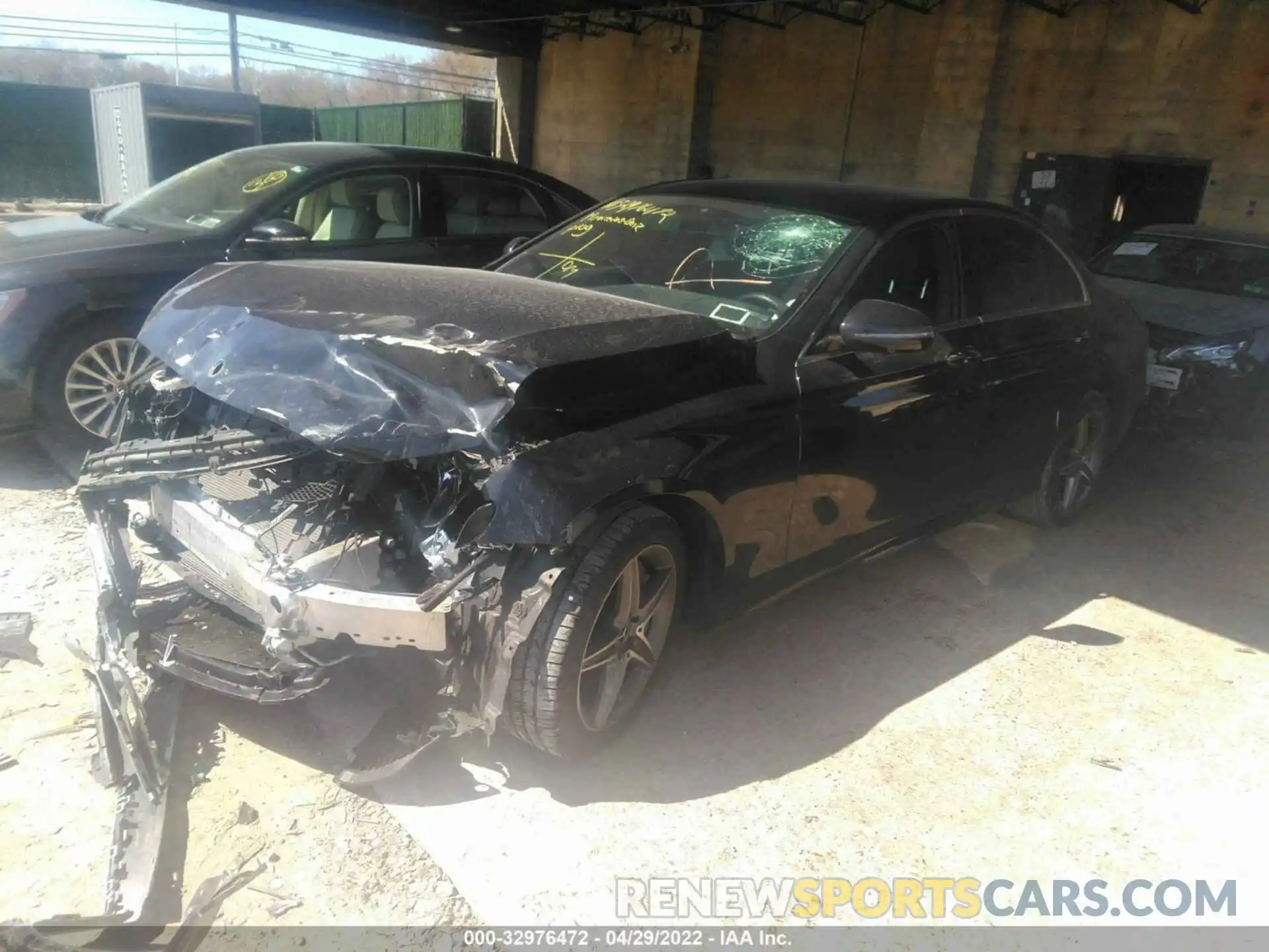 2 Photograph of a damaged car WDDZF4KB0KA522450 MERCEDES-BENZ E-CLASS 2019