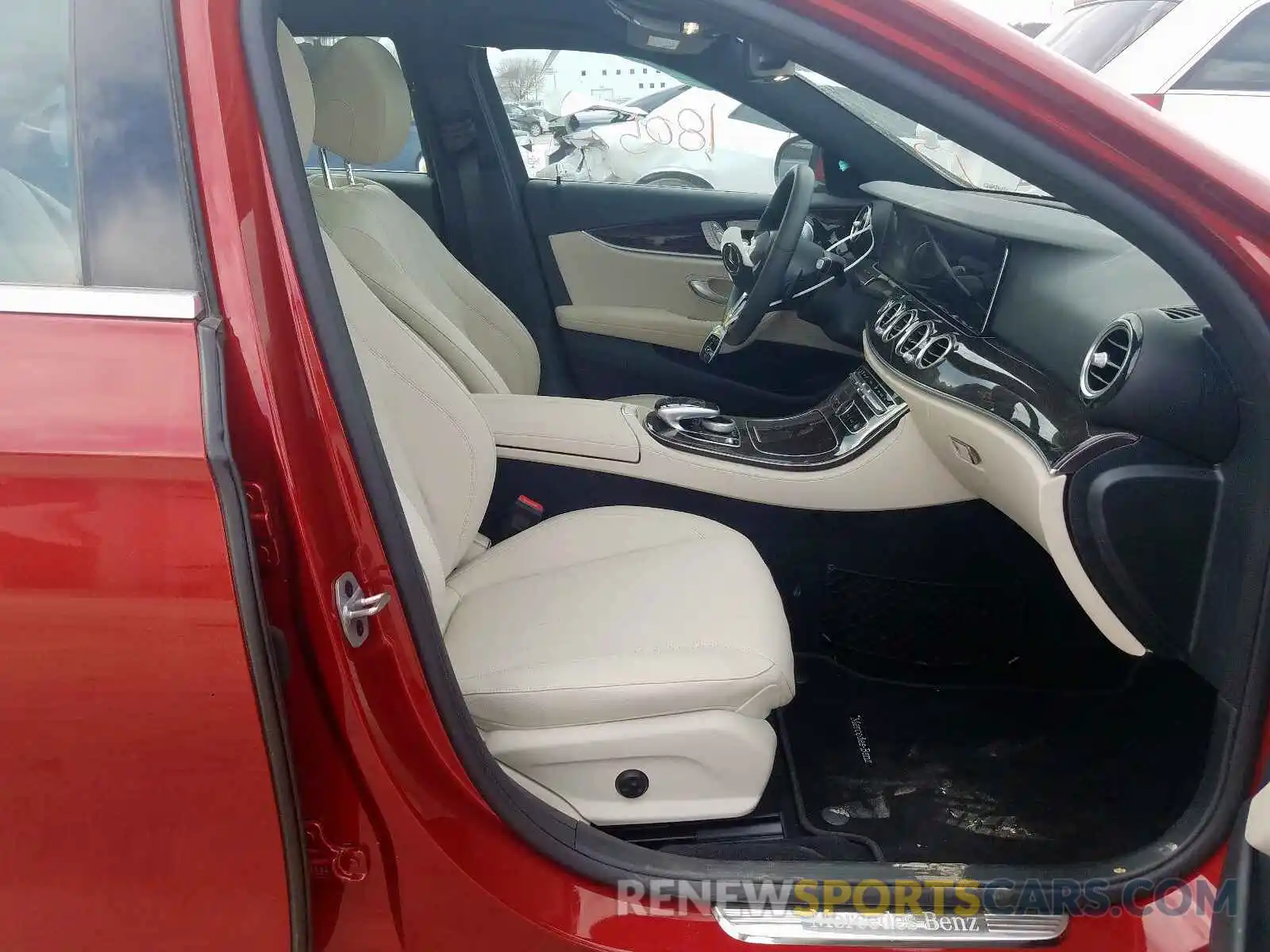 5 Photograph of a damaged car WDDZF4KB0KA625478 MERCEDES-BENZ E CLASS 2019