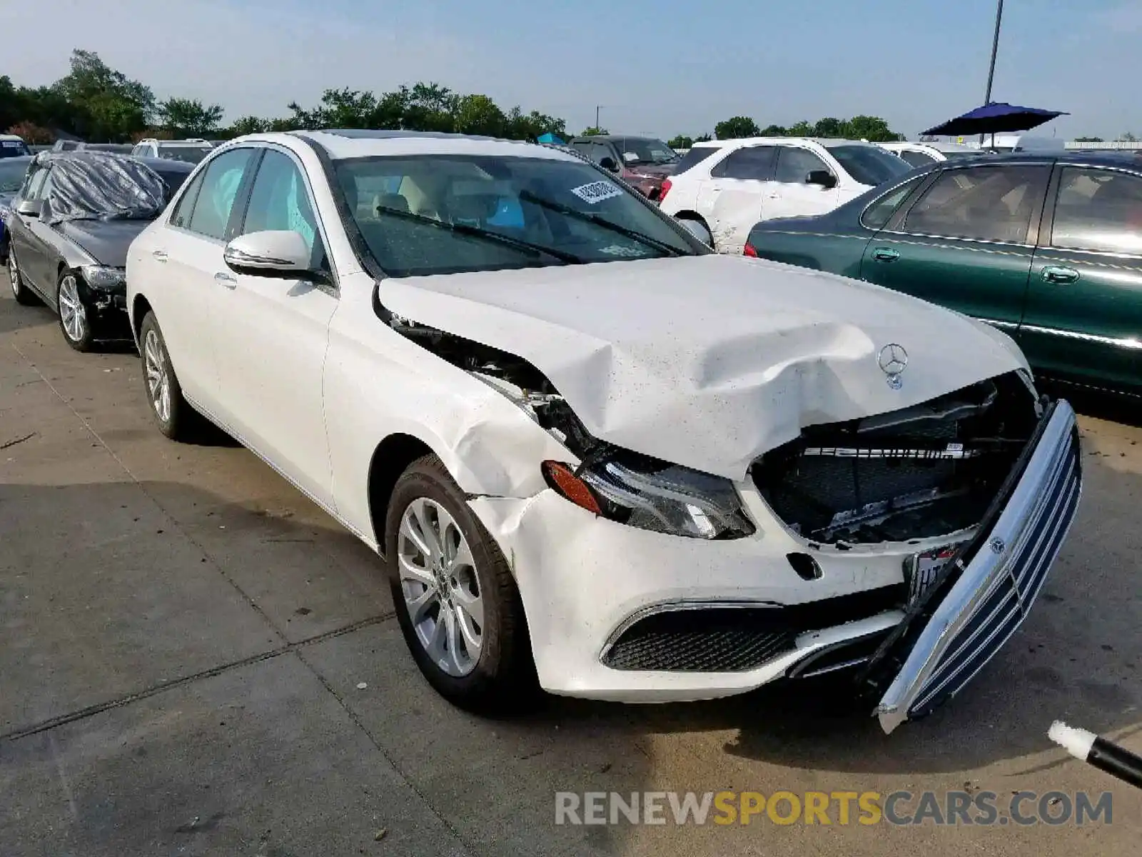 1 Photograph of a damaged car WDDZF4KB0KA635184 MERCEDES-BENZ E CLASS 2019