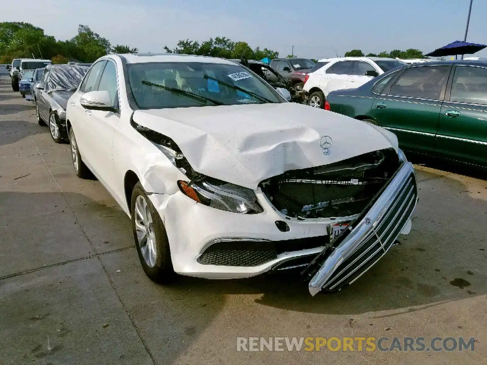 9 Photograph of a damaged car WDDZF4KB0KA635184 MERCEDES-BENZ E CLASS 2019