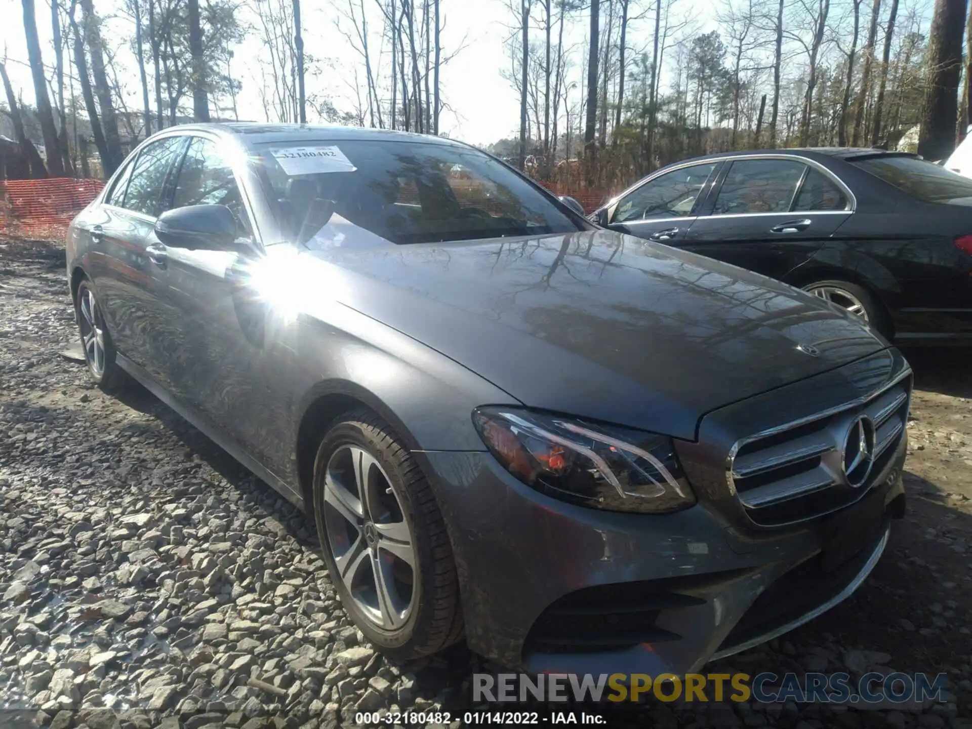 1 Photograph of a damaged car WDDZF4KB0KA658464 MERCEDES-BENZ E-CLASS 2019