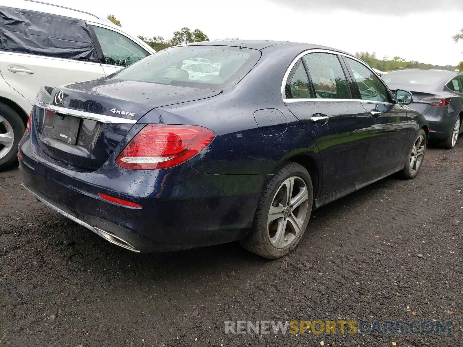 4 Photograph of a damaged car WDDZF4KB1KA522778 MERCEDES-BENZ E-CLASS 2019