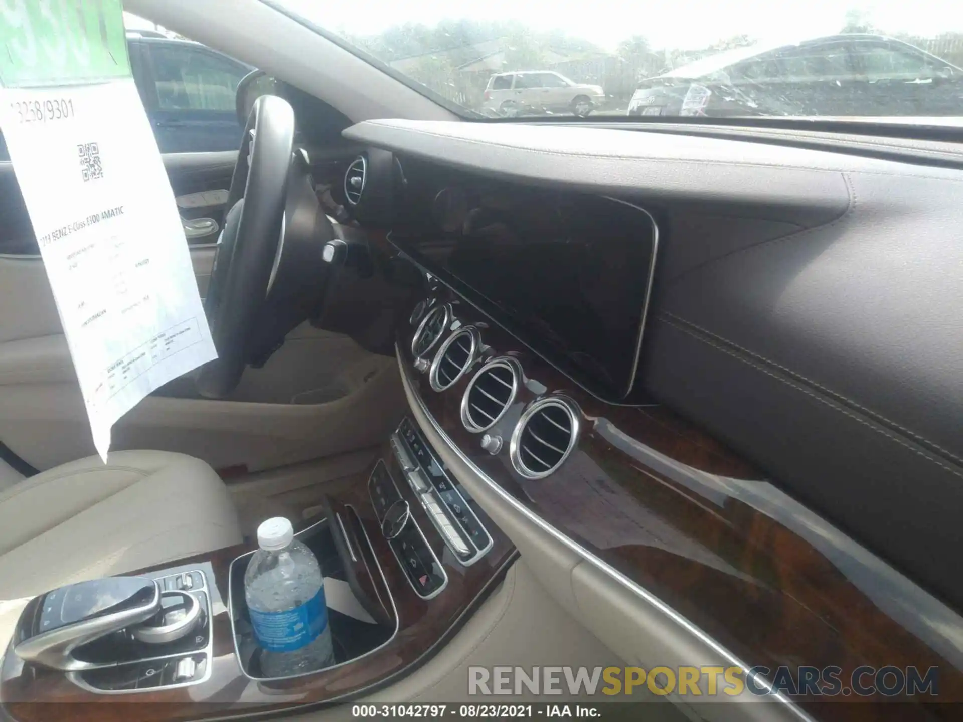 5 Photograph of a damaged car WDDZF4KB1KA551889 MERCEDES-BENZ E-CLASS 2019