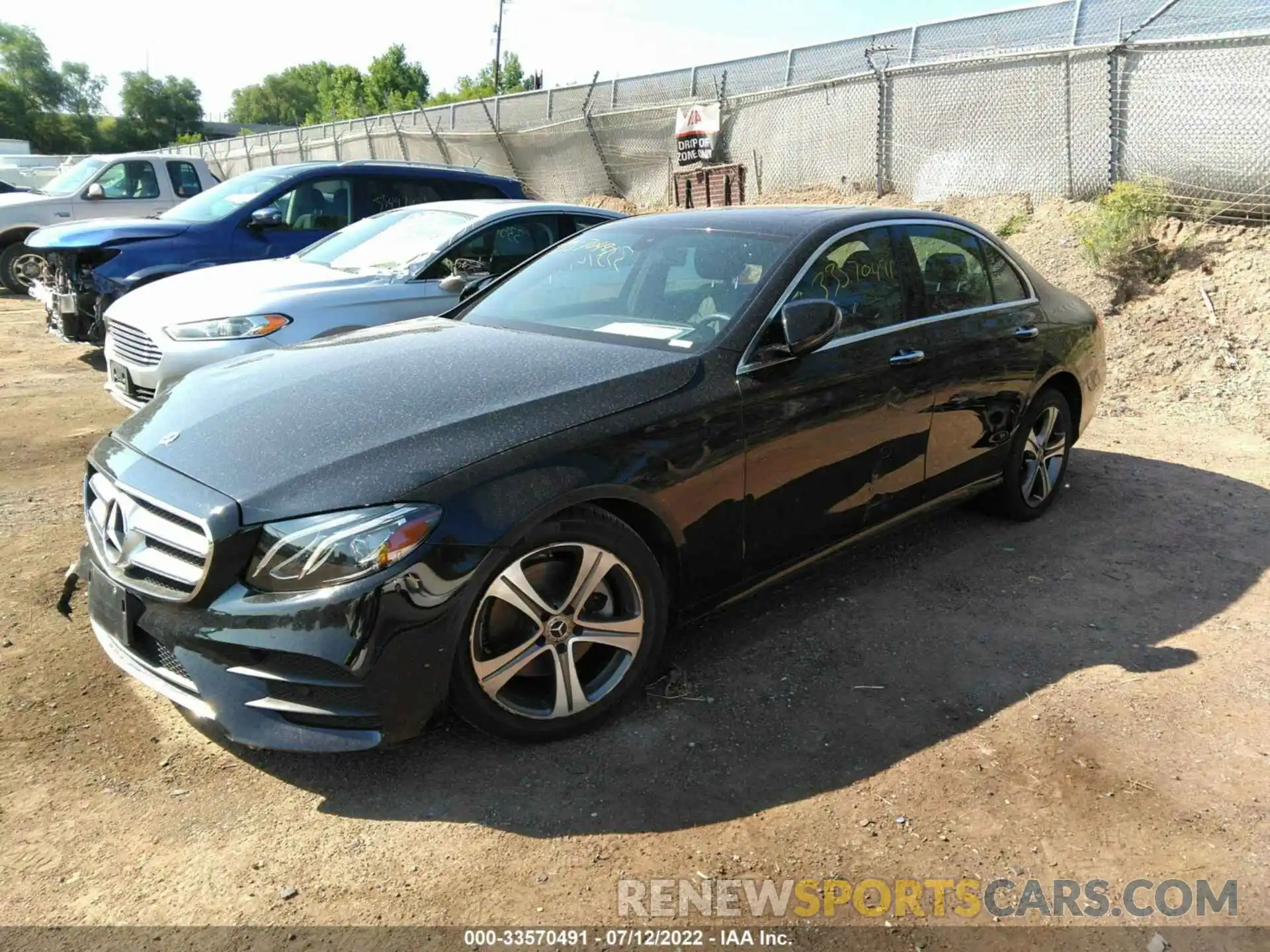 2 Photograph of a damaged car WDDZF4KB1KA554291 MERCEDES-BENZ E-CLASS 2019